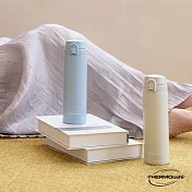 【THERMOcafe 凱菲】不鏽鋼彈蓋真空保溫瓶600ml (JCL-600XT-BG) 沙丘米