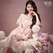 【初色】櫻花彩繡蕾絲拼接半立領短袖改良式旗袍連衣裙-粉紅色-11472(M-XL可選) XL 粉紅色