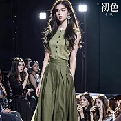 【初色】小香風排釦圓領無袖背心上衣女上衣+純色簡約高腰中長裙半身裙套裝-綠色-12751(M-XL可選) M 綠色