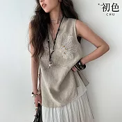 【初色】棉麻風刺繡釘珠貼花V領無袖側開叉背心上衣女上衣-麻色-13724(M-2XL可選) M 麻色