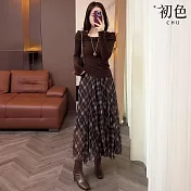 【初色】復古寬鬆修身褶皺披肩領長袖針織上衣+格紋鬆緊腰中長裙長裙套裝-棕衣格子裙-16365(F可選) F 棕衣格子裙