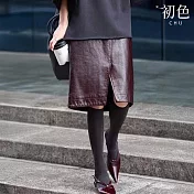 【初色】輕熟風減齡純色修身下擺開衩中腰皮裙短裙半身裙-咖啡色-16384(M-2XL可選) M 咖啡色