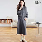 【初色】摩登風寬鬆系帶單排釦圓領長袖針織開衫上衣+純色中長裙半身裙套裝-共4色-16644(F可選) F 灰色