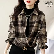 【初色】寬鬆復古格紋格子翻領排扣抽皺花邊長袖襯衫上衣女上衣-共2色-32185(M-2XL可選) M 咖格