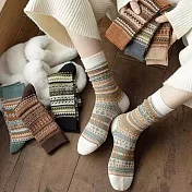 【AnZa】秋冬保暖北歐民族風中筒襪(3入組)      A款(白、咖、灰)