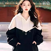 【初色】簡約休閒寬鬆V領撞色拼接縮繩連帽長袖落肩T恤上衣女上衣-黑白色-16884(M-2XL可選) M 黑白色