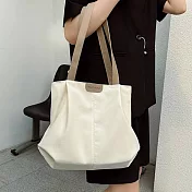 【HandStyle】側背包 極簡純色抓摺設計百搭帆布托特包(68055) _米白