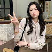 【MsMore】 系飄帶長袖襯衫品味上衣# 127117 M 杏色