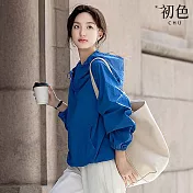 【初色】運動休閒風素色拉鍊口袋長袖防潑水連帽外套女外套-共2色-18618(M-2XL可選) M 藍色