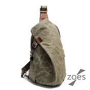 【Zoe’s】日系街頭防潑水蠟染帆布搭瘋馬皮胸背包(軍綠)