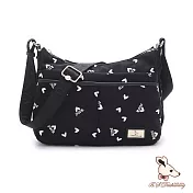 B.S.D.S冰山袋鼠 - 勾心紅妝 - 甜美刺繡休閒輕量斜背包【G150K】 心型粉