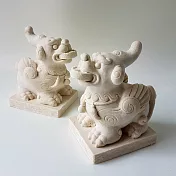 趨吉避凶的開運小物 擴香石家飾 - 貔貅加座 具吸濕防潮