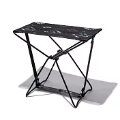 日本KIU 228184 波斯格紋 隨身風格折疊凳 附收納袋