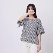 好我 Lora荷葉袖圓領寬版上衣/黑格