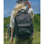 日本KIU 286-359 防水每日後背包 星際旅行