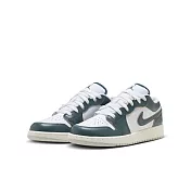 NIKE AIR JORDAN 1 LOW SE (GS) 中大童 女休閒鞋-白綠-FQ8041300 US3.5 白色