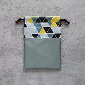 《梵緹希》旅行防水束口收納袋16x20《三角黃格》 灰底