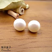 1cm。米白色天然淡水珍珠S925純銀針式耳環.貼耳耳環
