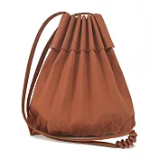 ISSEY MIYAKE 三宅一生 ME TRUNK PLEATS BAG 12素面摺疊樹幹斜背包(多色選) 磚紅