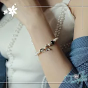 【伊飾童話】 水鑽魚尾 綠髮晶不規則淡水珍珠伸縮手鍊