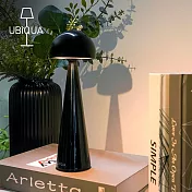 【義大利UBIQUA】Tiny 微柔蕈光簡約風USB充電式檯燈- 純黑