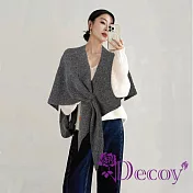 【Decoy】慵懶交叉 三角保暖仿羊絨披肩圍巾/顏色可選 深灰