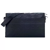 ISSEY MIYAKE 三宅一生 BAOBAO  TRACK 尼龍格紋斜背包(多色)- 黑