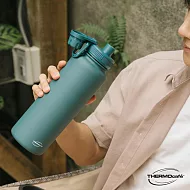 【THERMOcafe 凱菲】提環設計大容量彈蓋直飲不鏽鋼真空保溫瓶1200ml (TCSB-1200-BG) 長島冰藍