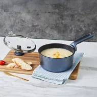 【美國康寧】Snapware WORLD KITCHEN 藍寶石鑄造不沾鍋18cm單柄鍋(含蓋)