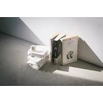 【CHU， an Design】知識的重量系列─品格貓咪造型立體石雕書擋