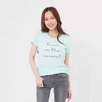 Live in the moment 短袖 蜜桃棉 女T 水綠 L 水綠