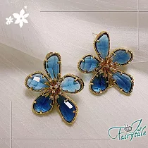 【伊飾童話】花漾水晶*搶眼透視S925銀針耳環 藍