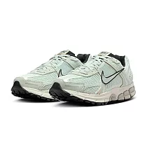 W Nike Zoom Vomero 5 Light Silver 薄荷綠 銀勾 女鞋 休閒鞋 運動鞋 復古鞋 慢跑鞋 FN6742─001 US6.5 薄荷綠