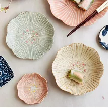 【日本Marusan Kondo】窯燒花形 陶瓷淺盤16.5cm ‧ 桃