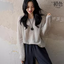 【初色】純色簡約圓領長袖毛衣寬鬆針織T恤針織衫上衣女上衣-共5色-37592(F可選) F 淺灰色