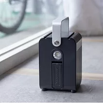 ROOMMI 多功能行動電源供應器│小電寶 霧面黑