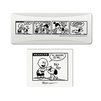 【日本進口正版】Snoopy 史努比 硬殼 眼鏡盒 附擦拭布 PEANUTS -B款