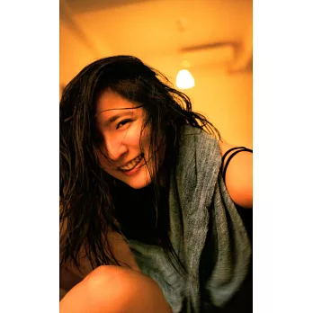 二階堂富美攝影寫真集 月刊萩花 躍 拾書所