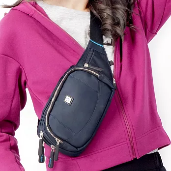 1818 輕便出門 可斜背腰包(CG81617-9)