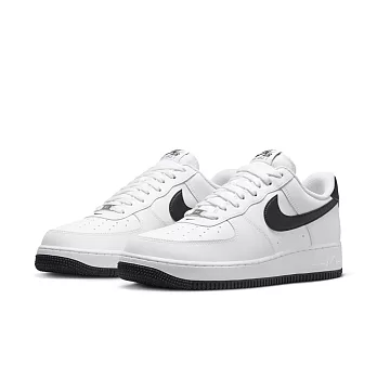 NIKE AIR FORCE 1 07 男休閒鞋-白黑-FQ4296101 US7 白色