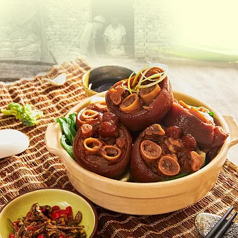 《黑貓探險隊 跨店任選專區》【光興】豬腳800g+小魚乾辣椒30g/盒