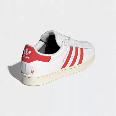 adidas gazelle silver green womens adidas Originals White Superstar 82 Sneakers