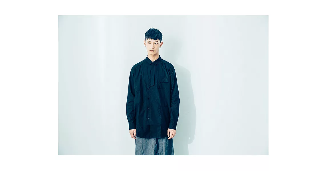 I . A . N Design 逐倒影-長袖襯衫 黑色 平織有機棉 Organic CottonF黑色