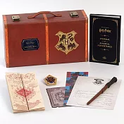 哈利波特行李箱豪華收藏組（附入學信、劫盜地圖、魔杖筆、巧克力蛙別針等）Harry Potter: Hogwarts Trunk Collectible Set