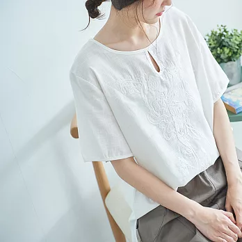 【慢。生活】同色刺繡棉上衣-F 20316 FREE白色