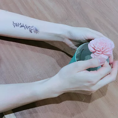 博客來 Paperself刺青貼紙 花圈戒指rosy And Daisy Ring Gold 2入 博客來 Paperself刺青貼紙 花圈戒指rosy And Daisy Ring Gold 2入