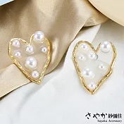 【Sayaka紗彌佳】特別的愛不規則心型鑲嵌珍珠耳環 -單一款式