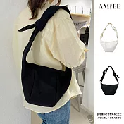 【AMIEE】原宿風純色大容量斜背包胸包(KDB-36381) FREE 黑色