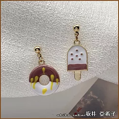 『坂井.亞希子』925銀針夏日甜美冰淇淋甜圈圈不對稱耳環 ─粉色耳針款