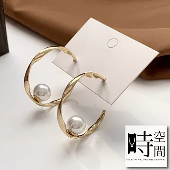『時空間』925銀針簡約氣質大C造型珍珠耳環 -單一款式